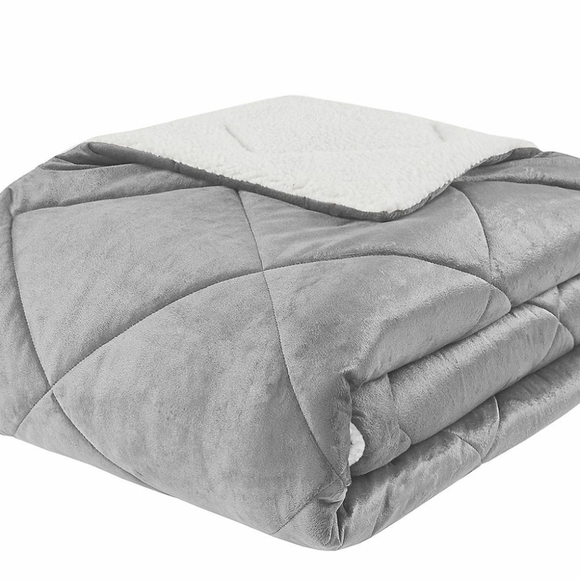 🌹KING 💫 Reversable 🤸‍♀️ 5 Piece Bed In A Bag ⭐ Mink to Sherpa Silver 🥳 NWT ⭐ - Picture 6 of 14
